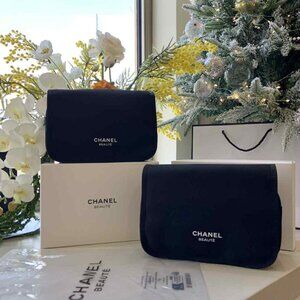 GWP CH@NEL TOILETRIES BAG